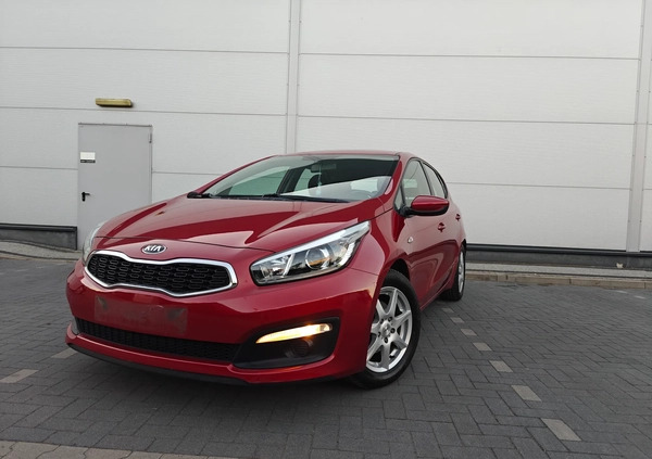 Kia Ceed cena 38900 przebieg: 156500, rok produkcji 2016 z Mieszkowice małe 631